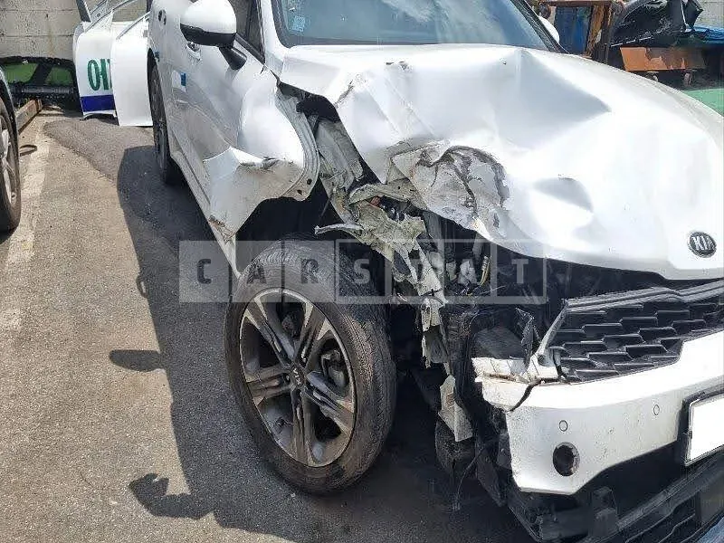 Photo 2 of 27: 2020 Kia K5, VIN KNAG641BBLA029064 — Korean insurance auction