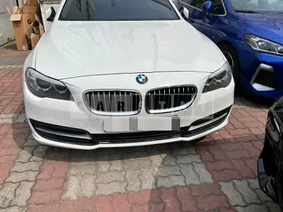 Photo 1 of 13: 2015 BMW 520d, VIN WBA5E5105FG065507 — Korean insurance auction