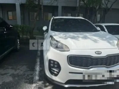 Photo 1 of 9: 2016 Kia Sportage — Korean insurance auction