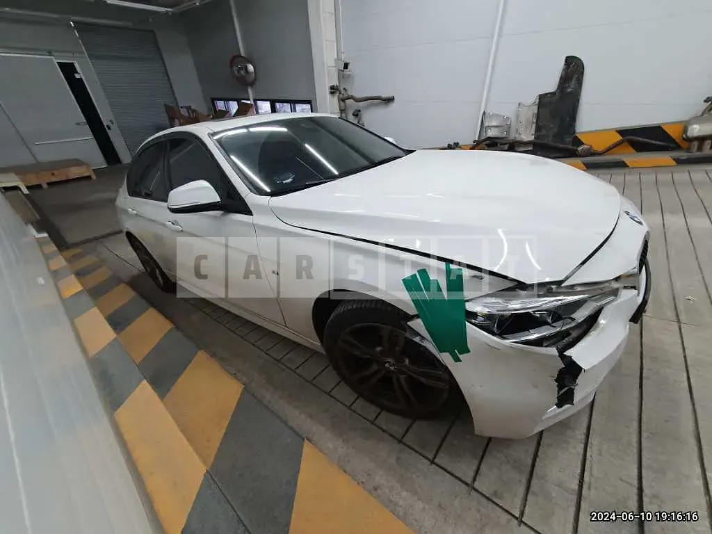 Photo 2 of 8: 2016 BMW 320d — Korean insurance auction