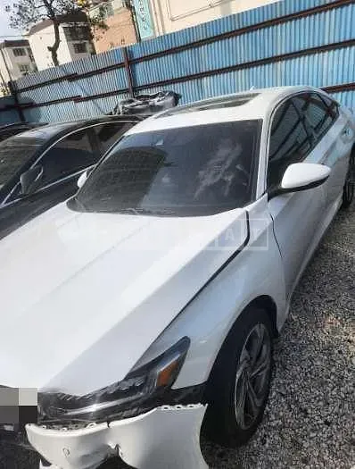 Photo 2 of 6: 2019 Honda Accord — Korean insurance auction