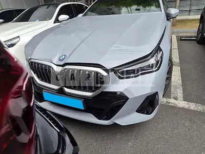 2026 BMW BMW i5 xDrive40