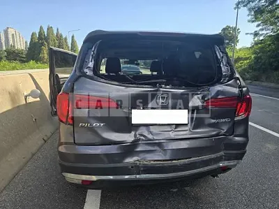 Photo 1 of 11: 2017 Honda Pilot — Korean insurance auction