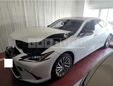 Photo 2 of 41: 2020 Lexus ES300h, VIN JTHB21B19L2100099 — Korean insurance auction
