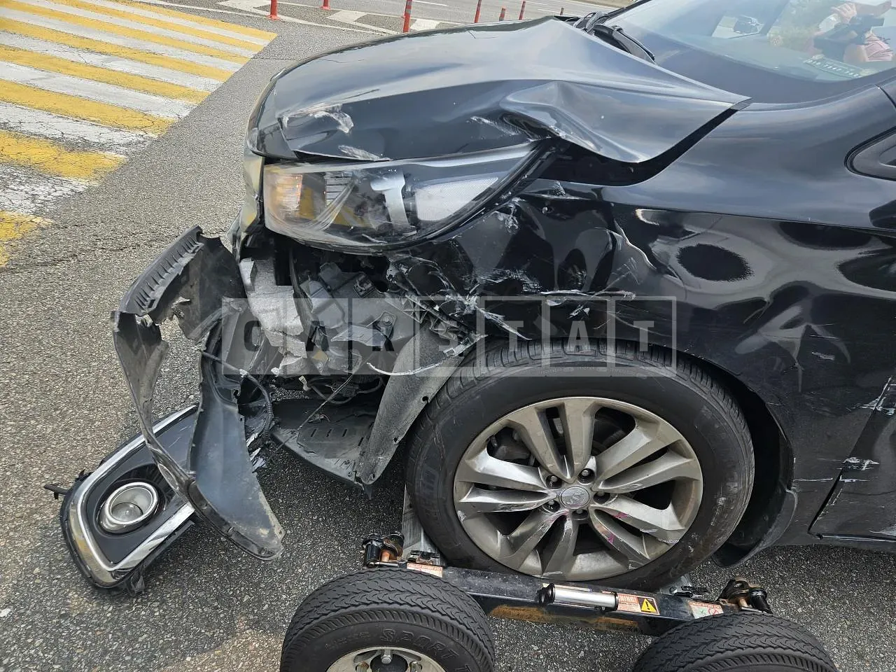 Photo 2 of 8: 2015 Kia Carnival, VIN KNHMF37ABGS150751 — Korean insurance auction