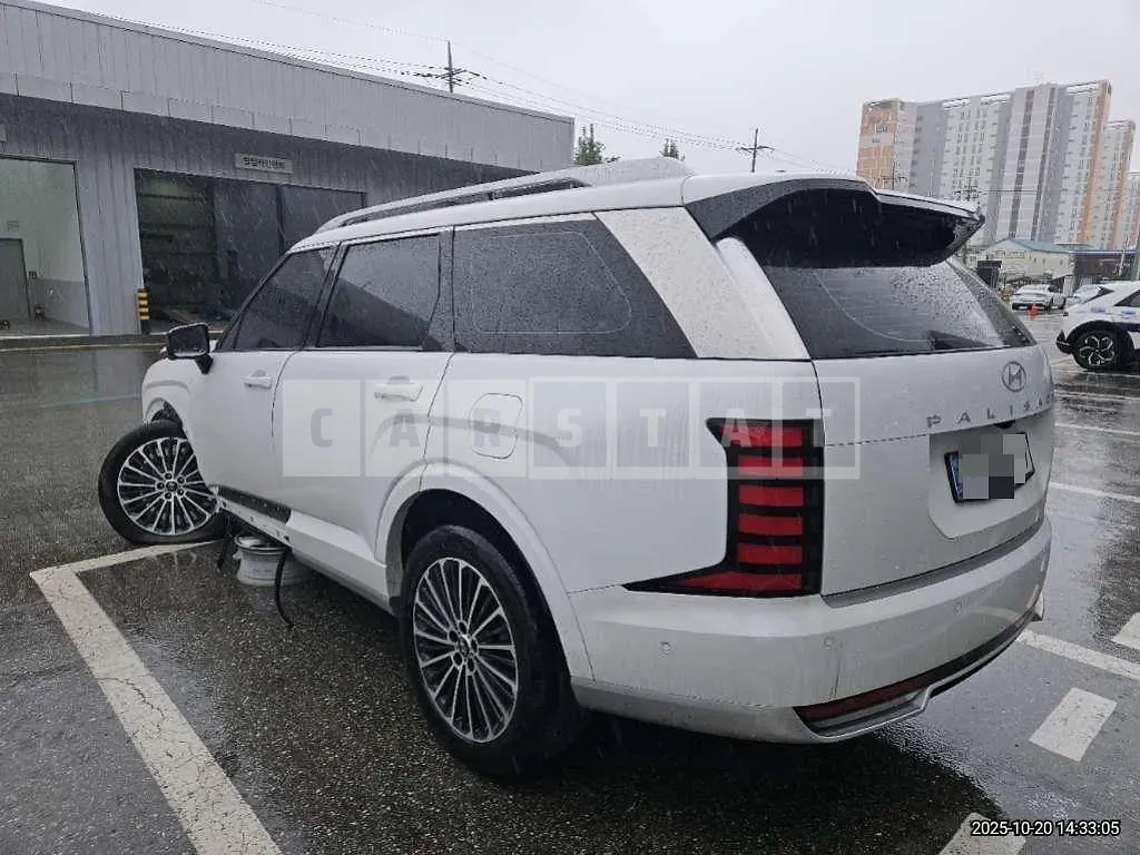 Photo 2 of 21: 2025 Hyundai Palisade Hybrid — Korean insurance auction