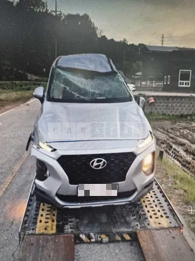 Photo 1 of 5: 2019 Hyundai Santa Fe TM 4WD — Korean insurance auction