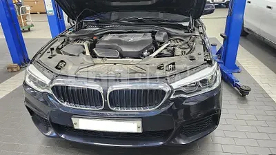 Photo 1 of 10: 2019 BMW 530i xDrive M Sport Package Plus, VIN WBAJD9100KB278087 — Korean insurance auction
