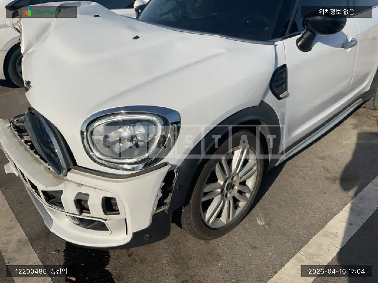 Photo 2 of 36: 2020 MINI Cooper Countryman, VIN WMWYX3108L3L86987 — Korean insurance auction