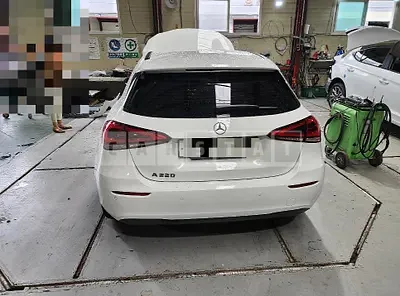 Photo 1 of 8: 2019 Mercedes-Benz A220, VIN WDD3F4EB2KJ071555 — Korean insurance auction