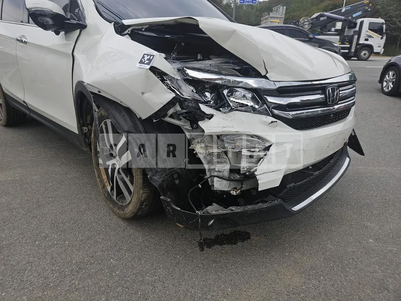 Photo 2 of 16: 2018 Honda Pilot, VIN 5FNYF6850JB200871 — Korean insurance auction