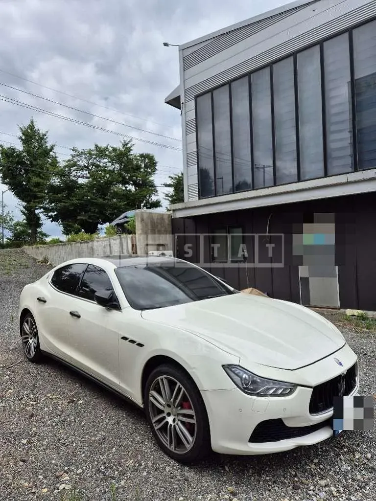 Photo 2 of 8: 2017 Maserati Ghibli S Q4 — Korean insurance auction