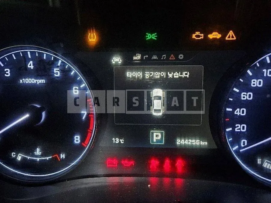 Photo 2 of 7: 2015 Genesis Dh 3.8 — Korean insurance auction