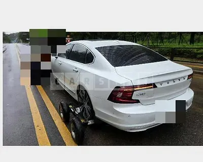 Photo 1 of 19: 2022 Volvo S90B6 AWD — Korean insurance auction