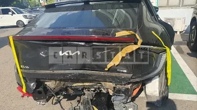 Photo 1 of 27: 2023 Kia EV6 4WD — Korean insurance auction