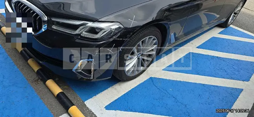 Photo 2 of 4: 2020 BMW (parts) 530i Light — Korean insurance auction