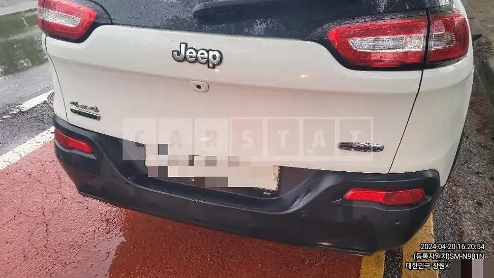Photo 2 of 12: 2017 Jeep Zip Cherokee 2.2 — Korean insurance auction