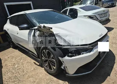 Photo 1 of 19: 2022 Kia EV6 — Korean insurance auction
