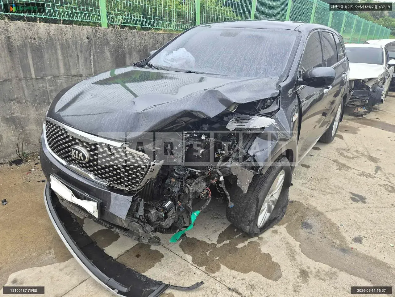 Photo 2 of 20: 2016 Kia Sorento, VIN KNAPG81ABGA219326 — Korean insurance auction