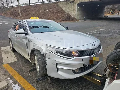 Photo 1 of 10: 2016 Kia K5 LPG — Korean insurance auction