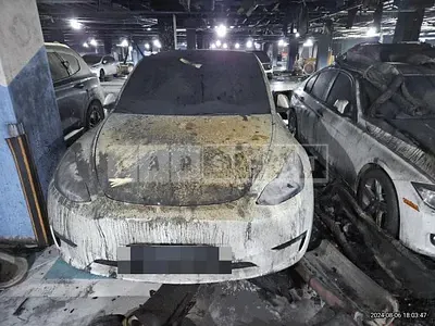 Photo 1 of 26: 2022 Tesla Model Y Long Range — Korean insurance auction