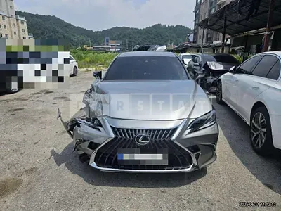 Photo 1 of 29: 2024 Lexus ES300h — Korean insurance auction