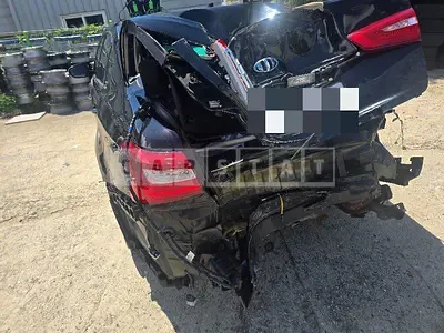 Photo 1 of 12: 2016 Kia K7 — Korean insurance auction
