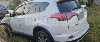 2016 toyota rab 4 4wd