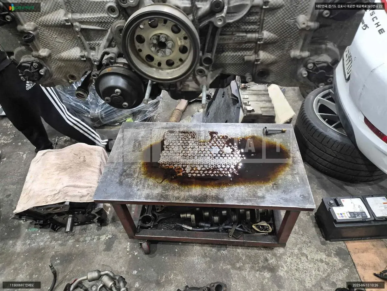 Photo 2 of 7: 2017 Porsche Engine 911 Targa 4S Engine, VIN WP0BB2999HS136188 — Korean insurance auction