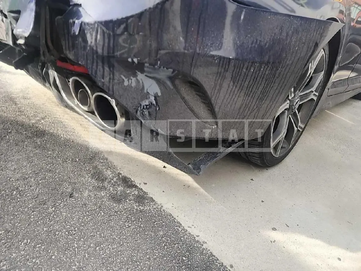 Photo 2 of 18: 2019 Kia Stinger, VIN KNAE751CBKS060934 — Korean insurance auction