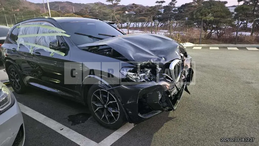 Photo 2 of 17: 2024 BMW X3 xDrive 20i — Korean insurance auction