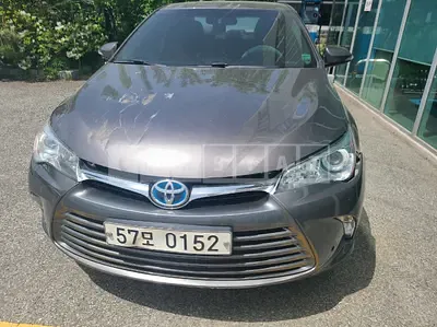 Photo 1 of 5: 2017 Toyota Camry Hybrid The — Korean insurance auction