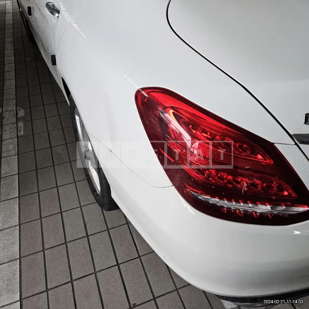 Photo 2 of 13: 2016 Mercedes-Benz C220d 4Matic, VIN WDDWF0FB3GF349233 — Korean insurance auction