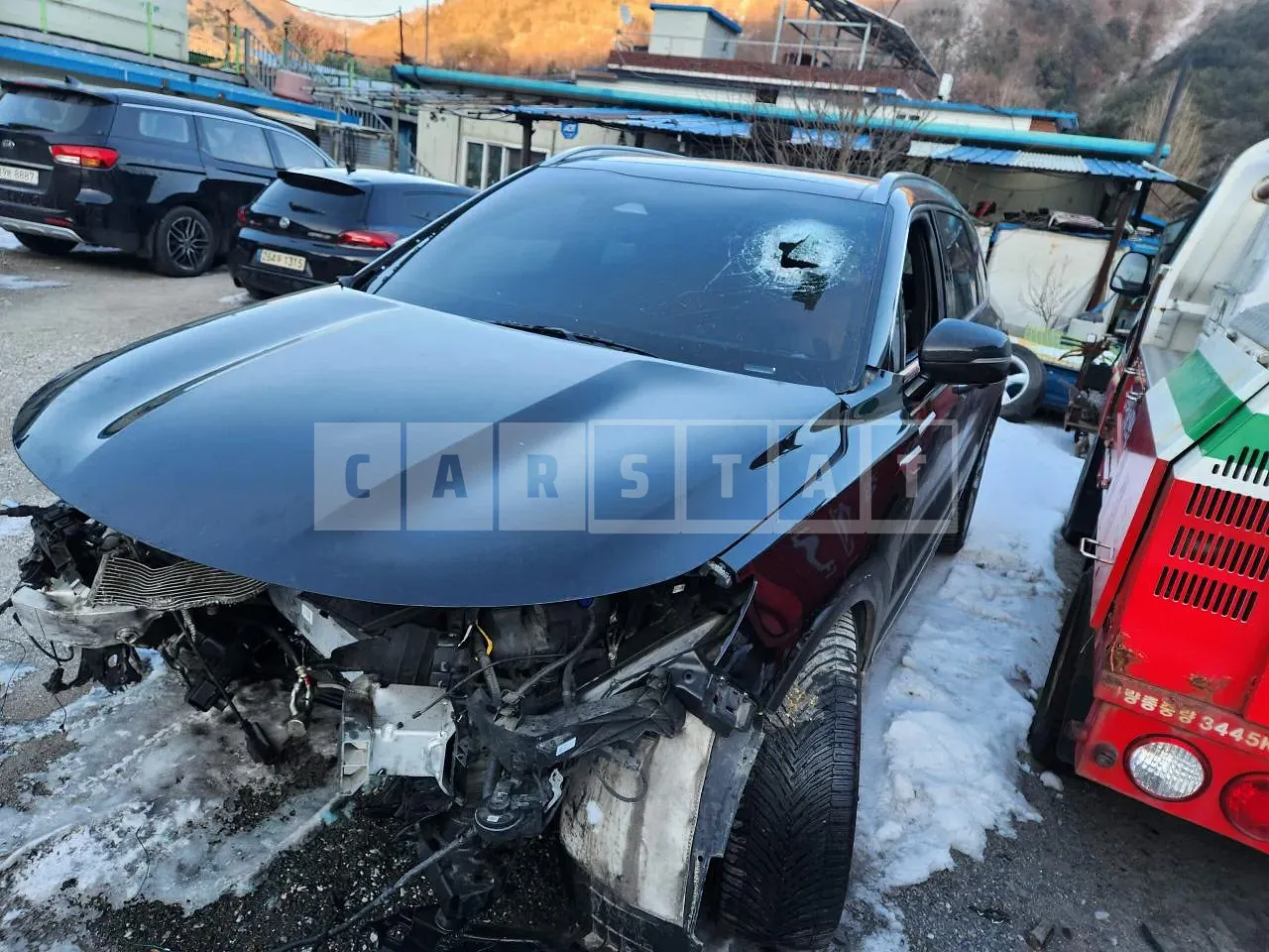 Photo 2 of 14: 2020 Kia Sorento, VIN KNARF81BGMA003013 — Korean insurance auction