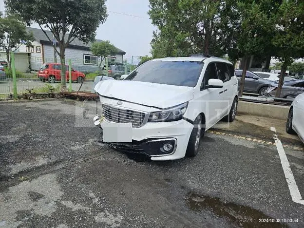Photo 2 of 26: 2014 Kia Carnival Structure Change (4 Certification) — Korean insurance auction