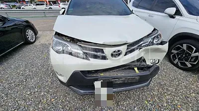 Photo 1 of 19: 2014 Toyota RAV4 4WD — Korean insurance auction
