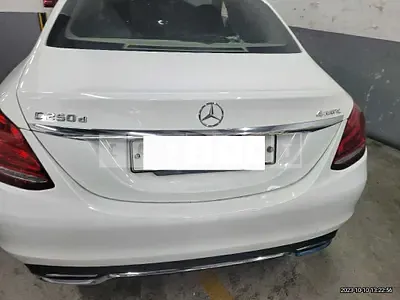 Photo 1 of 27: 2016 Mercedes-Benz C 200d, VIN WDDWF3HB2GF318540 — Korean insurance auction