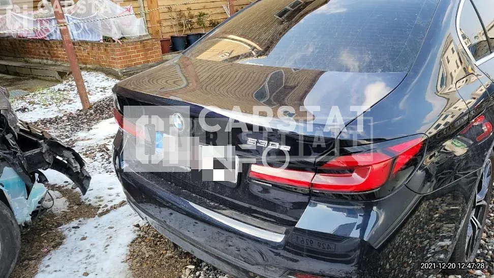 Photo 2 of 17: 2021 BMW 530e, VIN WBA51AG05MCH28285 — Korean insurance auction