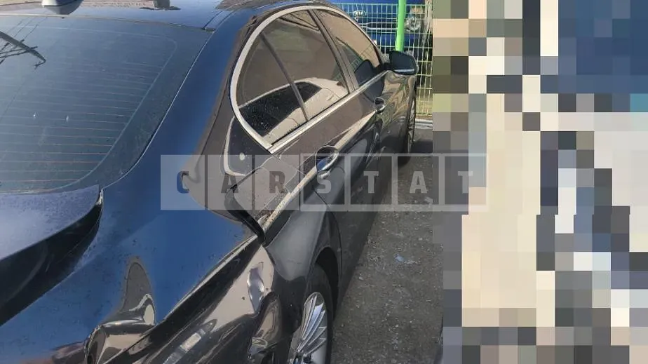 Photo 2 of 8: 2015 BMW 520d, VIN WBA5E5103FG059155 — Korean insurance auction