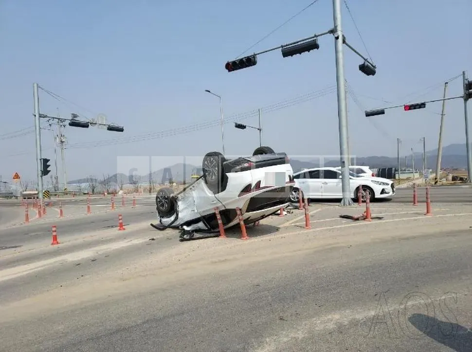 Photo 2 of 10: 2020 Hyundai Tucson Hybrid, VIN KMHJE811BMU000886 — Korean insurance auction