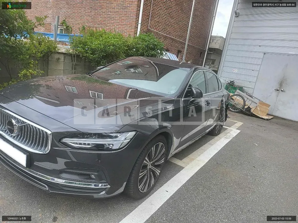 Photo 2 of 43: 2022 Volvo S90B5, VIN LVYPTL12DNP265924 — Korean insurance auction