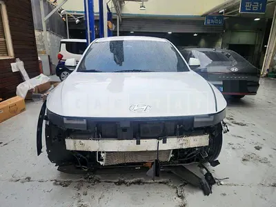 Photo 1 of 55: 2022 Hyundai IONIQ 5 — Korean insurance auction