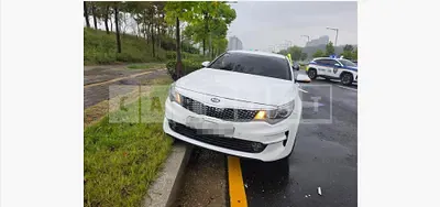 Photo 1 of 6: 2017 Kia K5 2.0(LPI) — Korean insurance auction