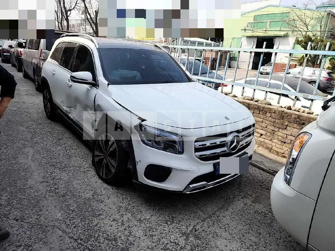 Photo 2 of 28: 2021 Mercedes-Benz GLB220, VIN W1N4M4EB0MW090527 — Korean insurance auction