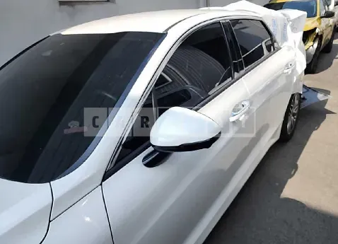 Photo 2 of 8: 2023 Kia K5, VIN KNAG541JBPA029780 — Korean insurance auction
