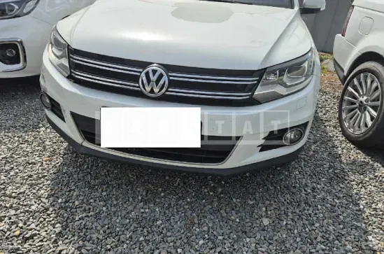 Photo 2 of 17: 2015 Volkswagen Tiguan 2.0 TDI Blue Motion — Korean insurance auction