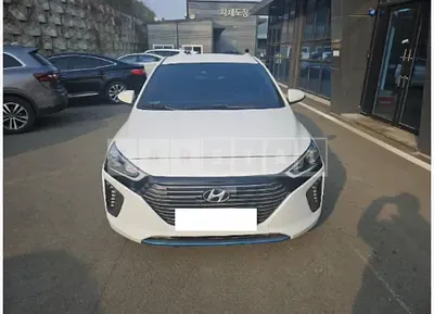 Photo 1 of 50: 2016 Hyundai IONIQ — Korean insurance auction