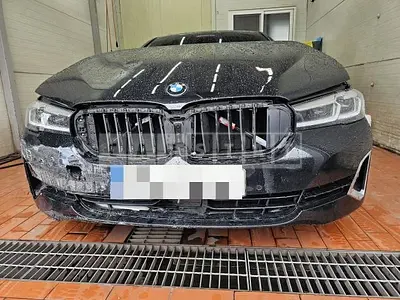 Photo 1 of 41: 2023 BMW 520i — Korean insurance auction