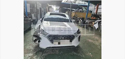 Photo 1 of 25: 2019 Hyundai IONIQ Hybrid — Korean insurance auction