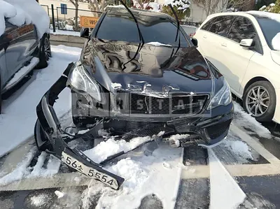 Photo 1 of 12: 2016 Mercedes-Benz E200 Coupe, VIN WDDKJ3EB6GF337318 — Korean insurance auction